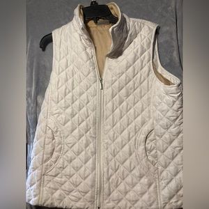 Jane Ashley, casual lifestyle vest coat. Women’s size large. White